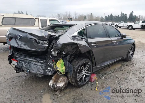 2021 Honda Accord Hybrid Touring z USA, uszkodzony, nr VIN 1HGCV3F95MA010255